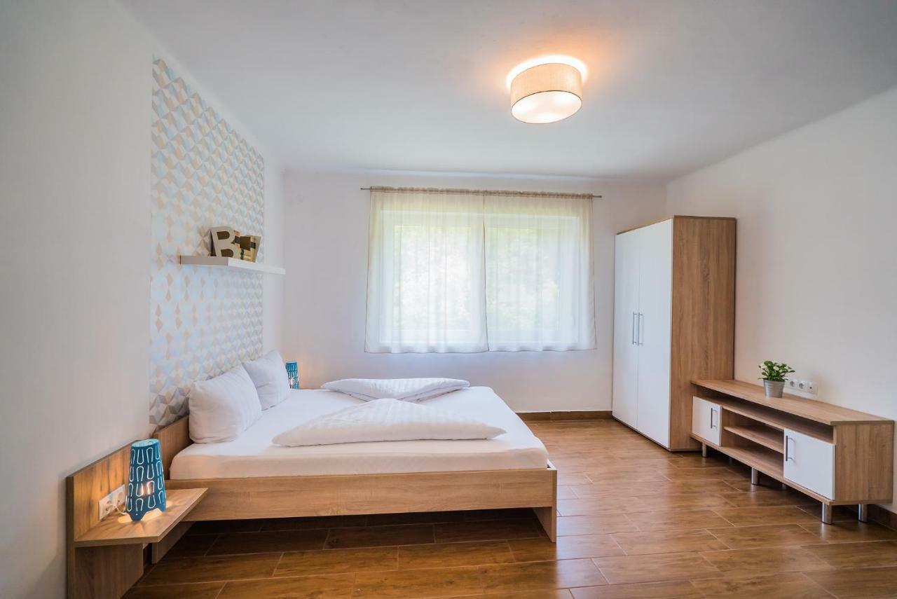 Villa Magdolna Siófok Exteriör bild